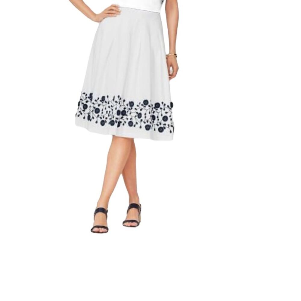 NWOT PLEATED FLORAL-BORDER SKIRT by talbots